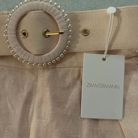 Shorts - Picture 3 of 4